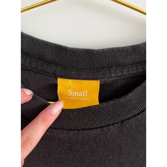 Carrots By Anwar Carrots Men's Front and Rear Woodmark Logo Graphic Tee T-Shirt - Picture 3 of 6